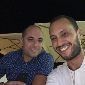 Meet your Posher, Aziz